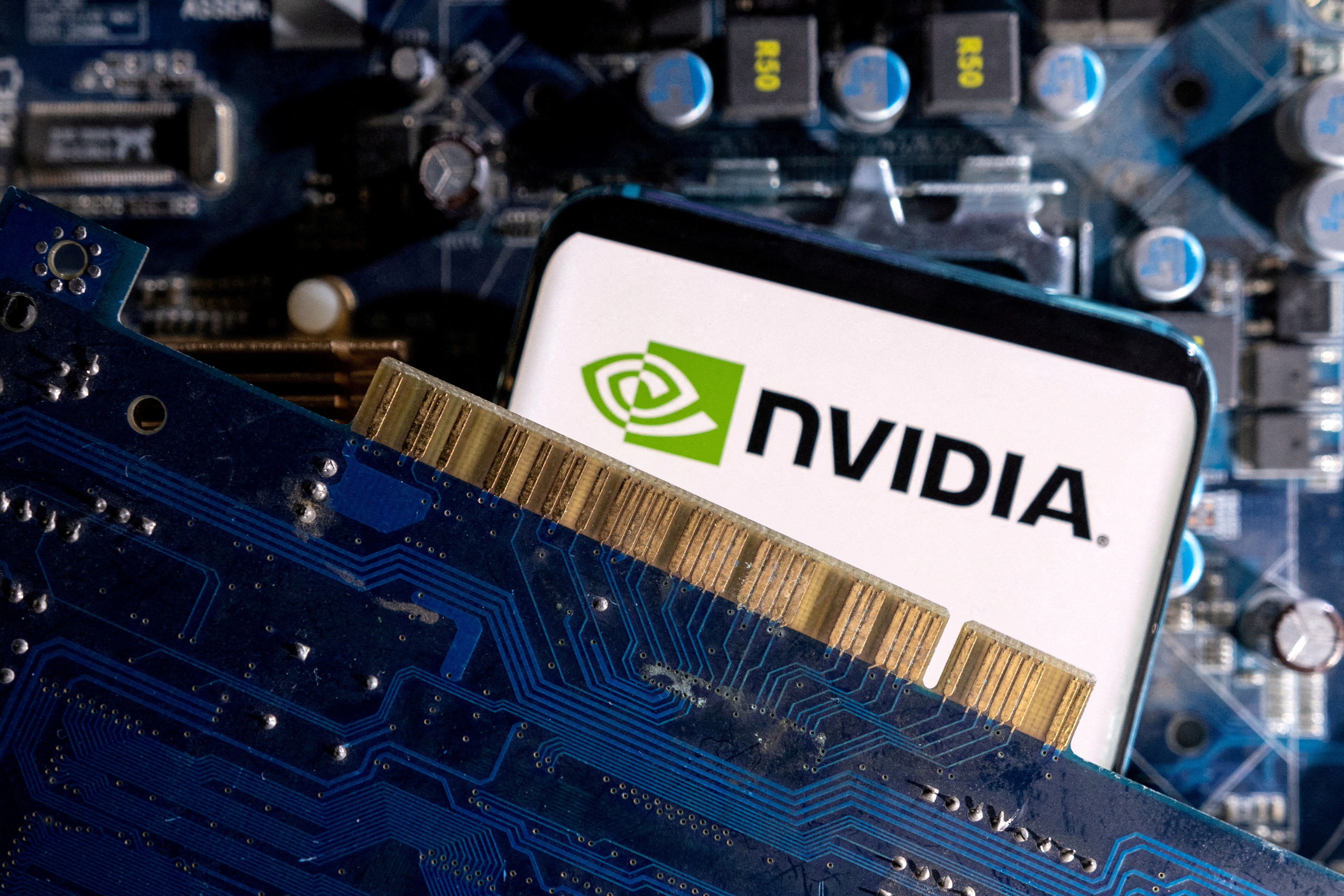 Chip AI tiên tiến của Nvidia, thể hiện công nghệ lõi bị buôn lậu và giá trị chiến lược của nó.